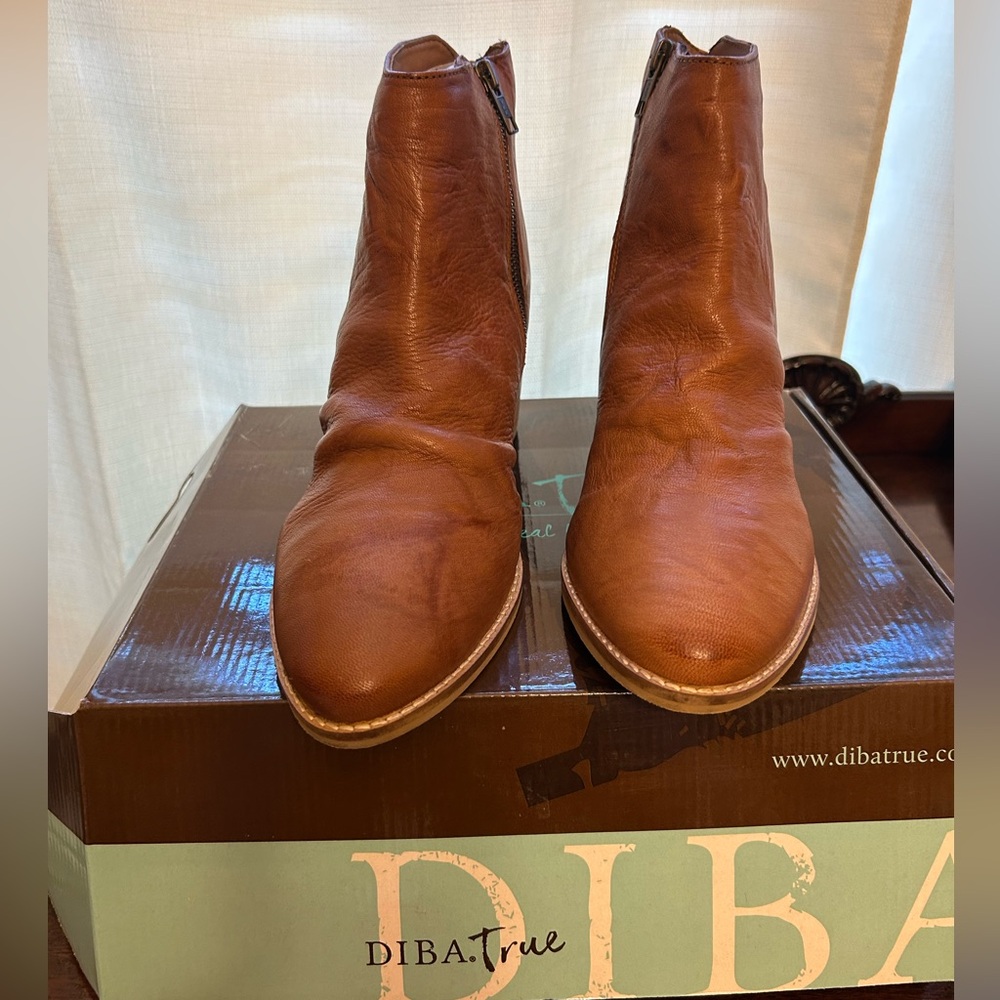 Diba True 8.5 Brown Leather Ankle Boots Hel Lina heel Bootie Boot Curio Color